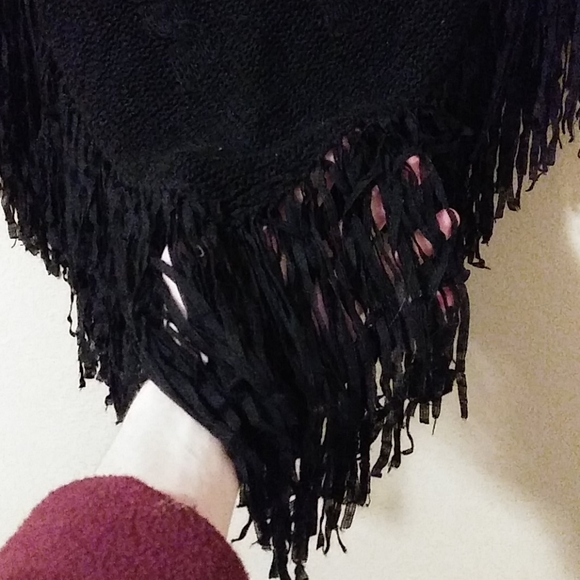 Fringe Poncho - Picture 1 of 5